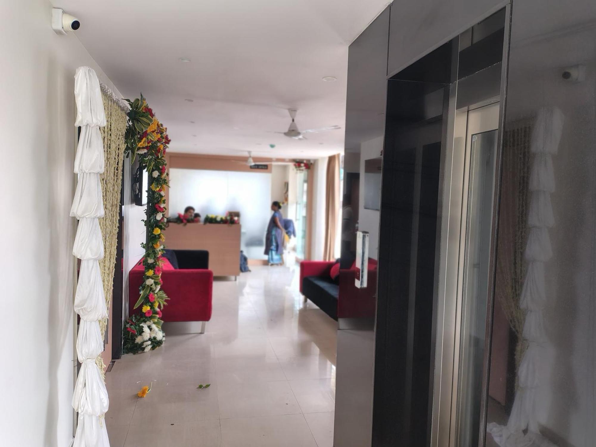 Hotel Blueearth Vizianagaram Zewnętrze zdjęcie